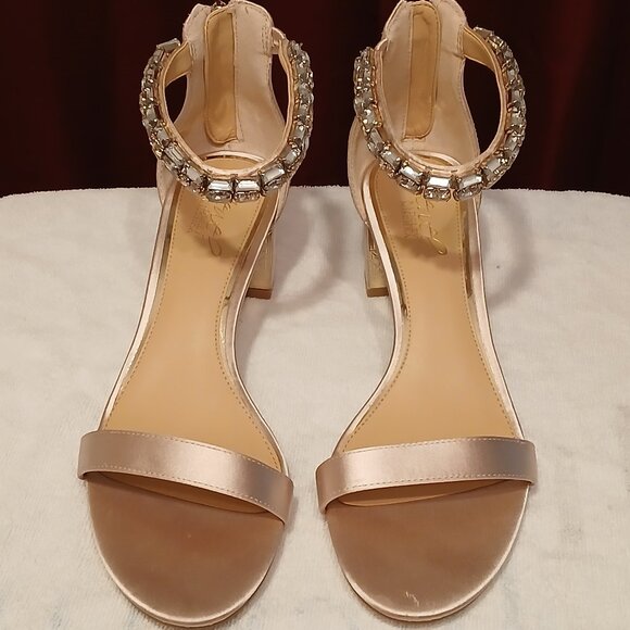 BADGELY MISCHKA SANDALS - Picture 1 of 5